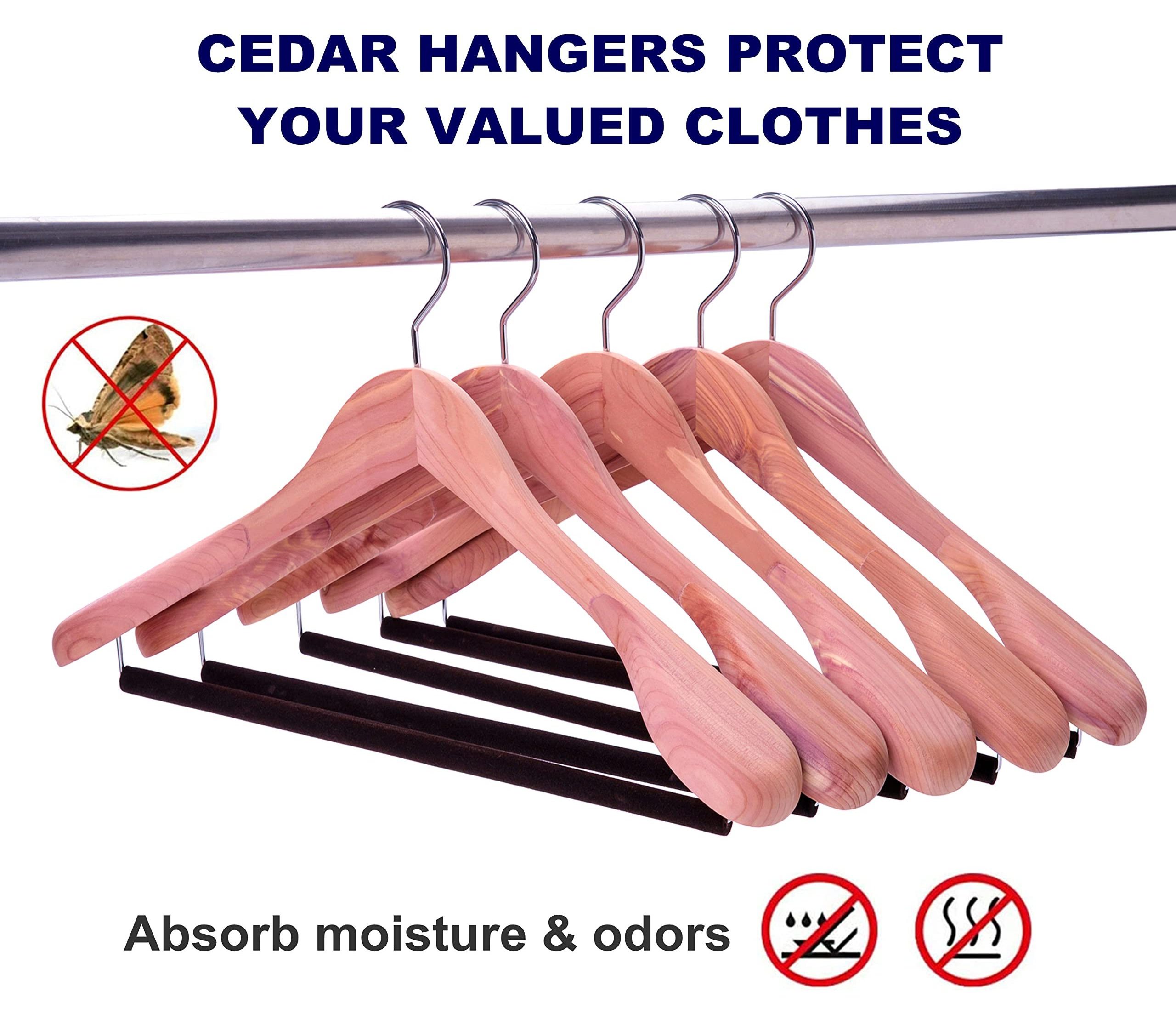 BSCI Manufacturer Luxury Natural Red Cedar Wood Hangers Wooden Clothes Hanger With Non Slip Velvet Bar