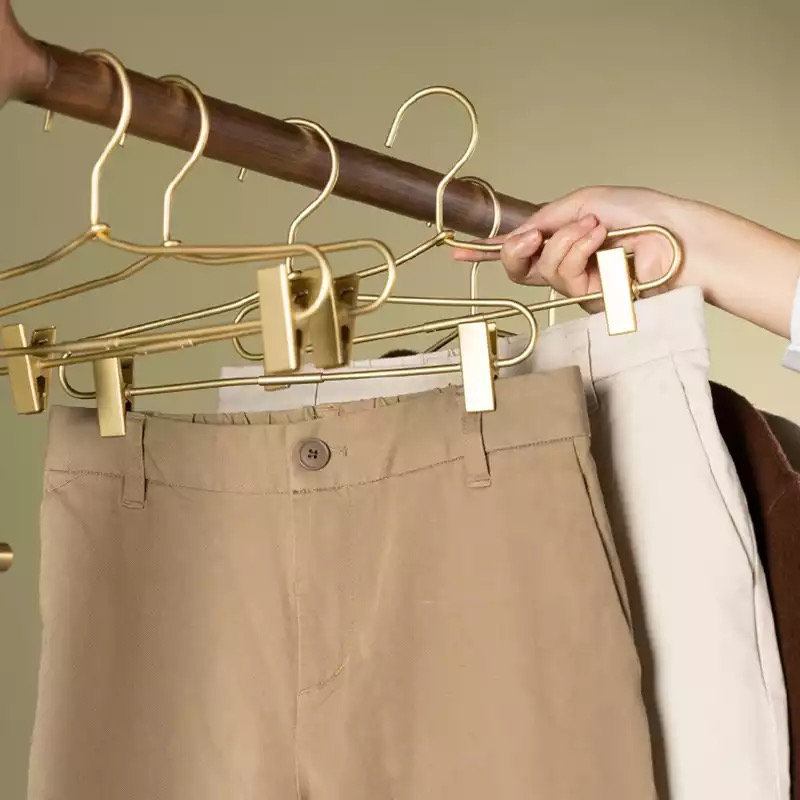 Metal Hangers for Cloths Gold Light Weight Slim Aluminum Clothing Racks Multifunction Provided Golden Clothing Organizer 3000pcs