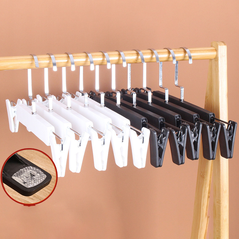 Customization Logo Black / White Coat Suits Hanger Plastic Clothes Hanger for Clothing Store