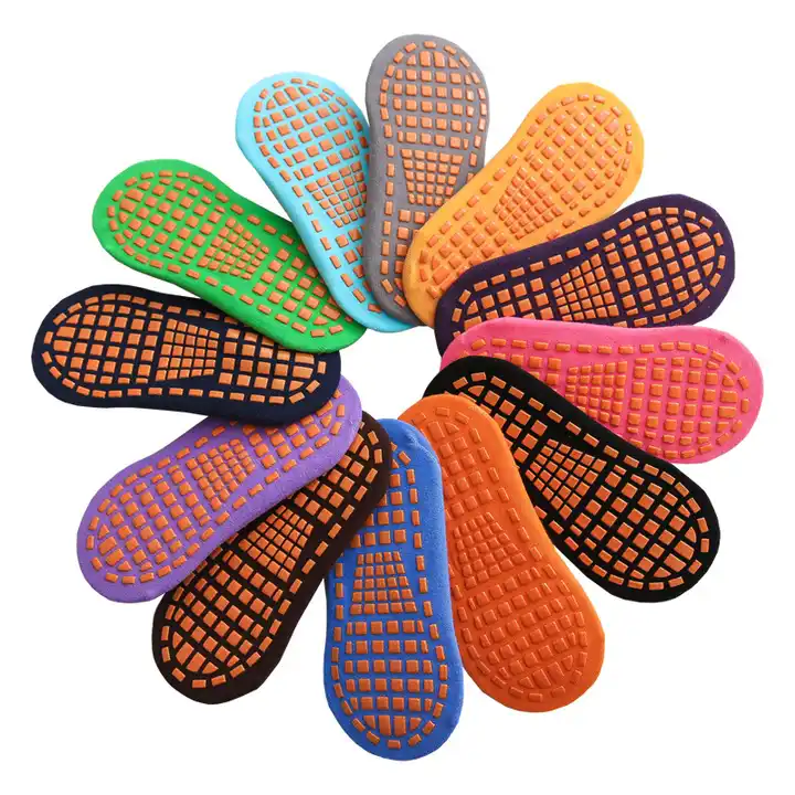 2023 Wholesale Non-slip Sports Floor Trampoline Silicon Pilates Grip Anti-Slip Yoga Socks Cotton Crew