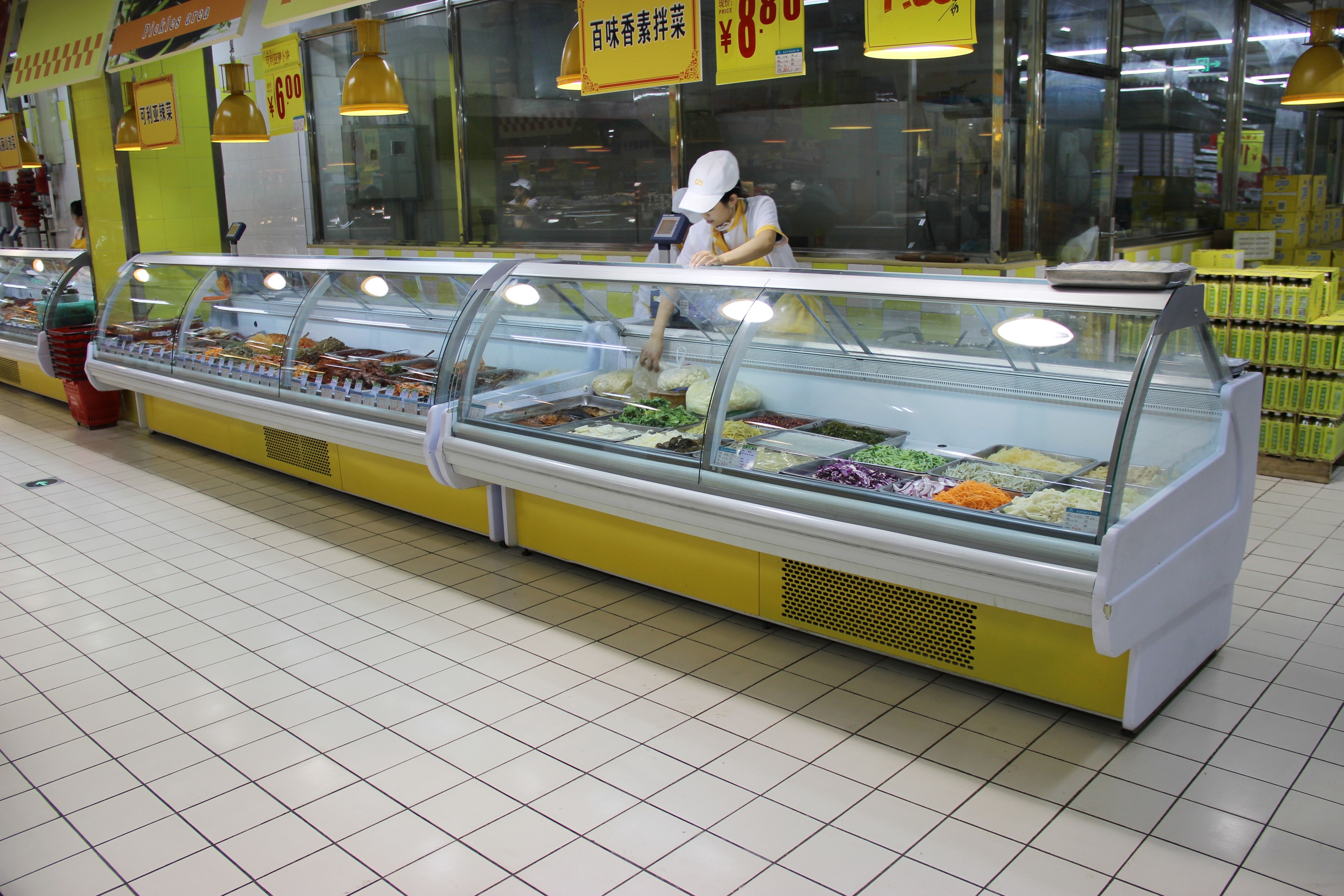 China Refrigeration Equipment Freezer For Food Meat Supermarket Curved Glass Freezer Meat Deli Counter