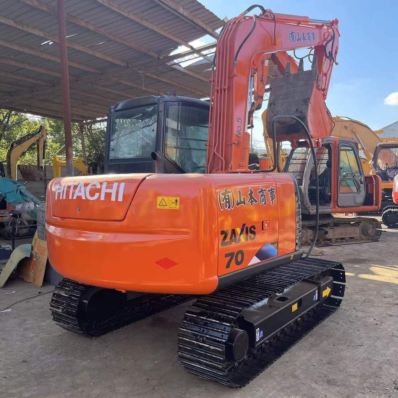 Good price high quality hitachi zx70 zx75 Used Excavator Nearly New Backhoe Loader for sale hitachi zx60