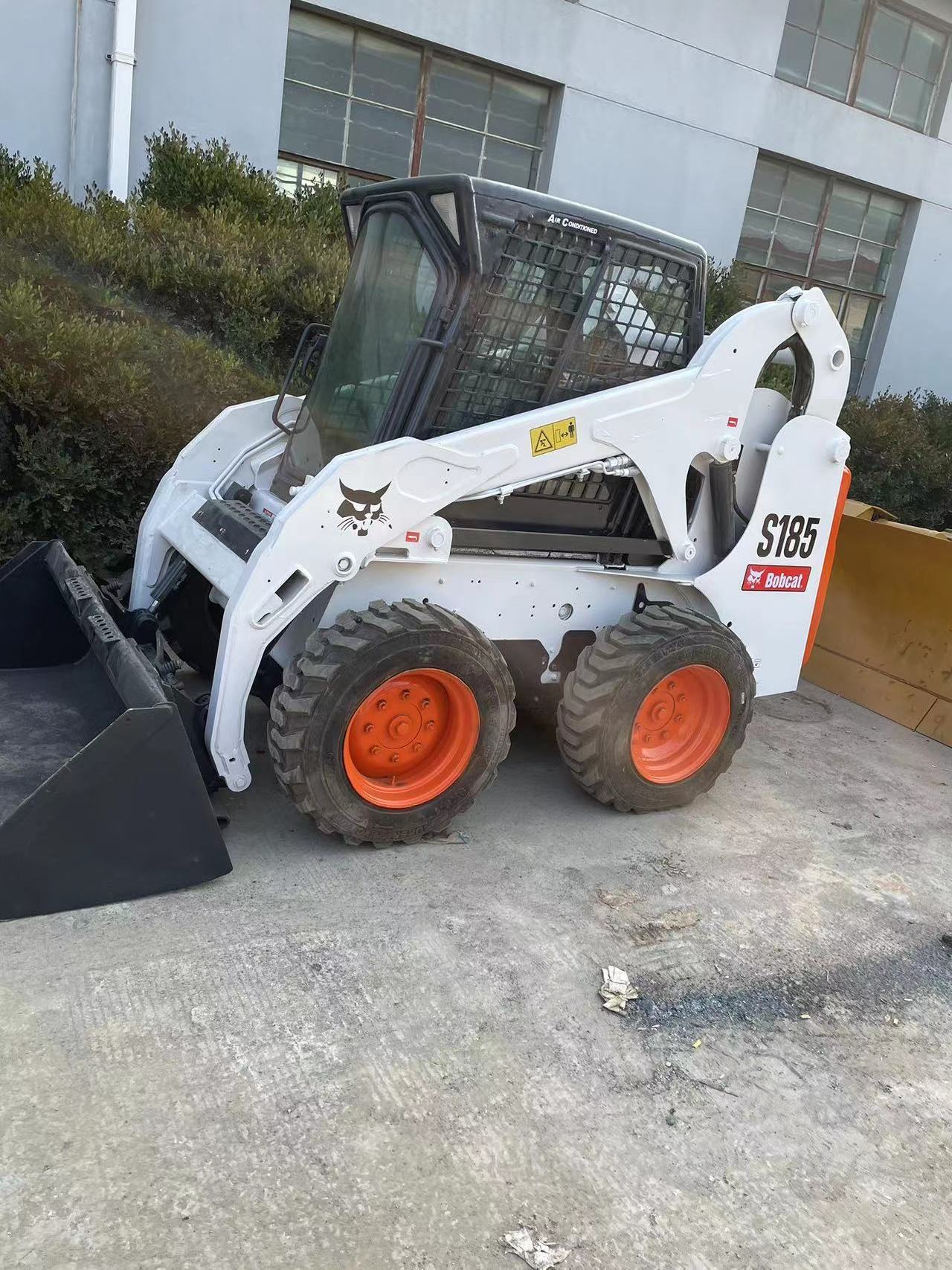 Used Bobcat Skid Steer Loader S180 Bobcat Skid Steer Loader in Good Condition