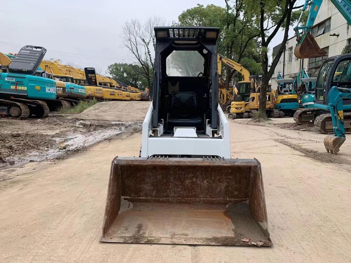 Used Powerful Performance Bobcat S70 S185 S300 mini Skid Steer Loader With Shovel Bucket