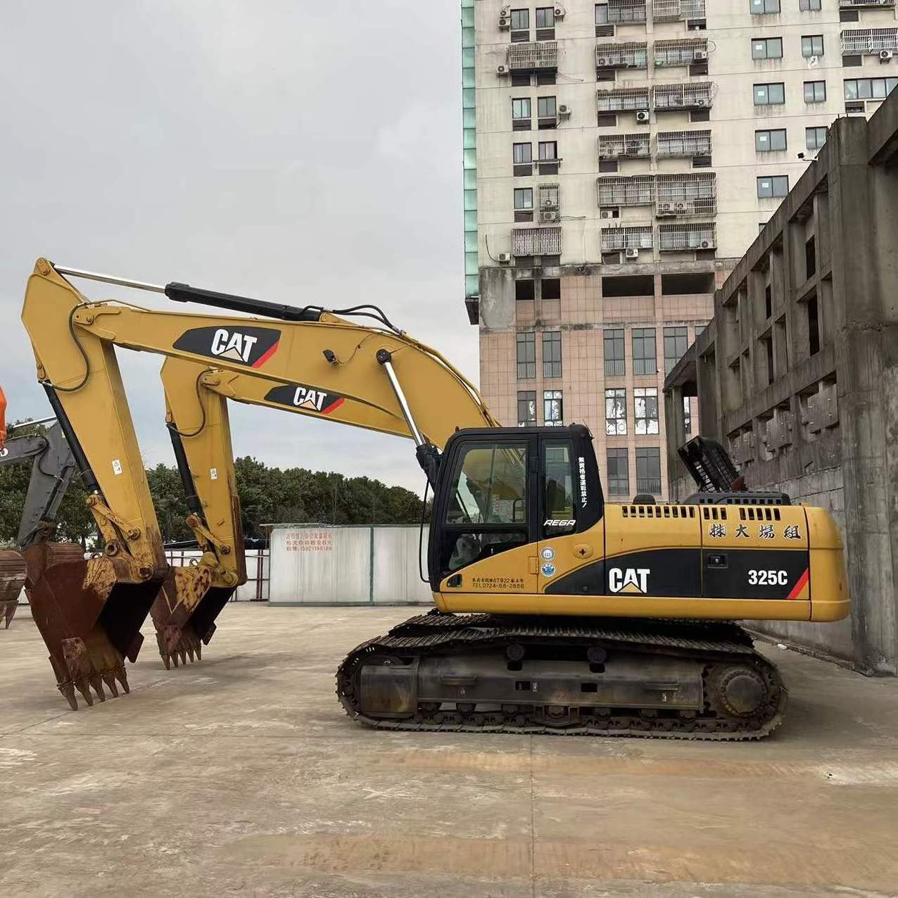 Used excavator machine CAT 325C ,second-hand excavator high quality and low price