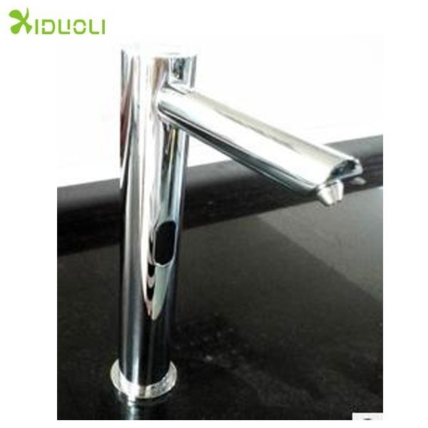 New products faucet model automatic touchless foaming soap dispenser