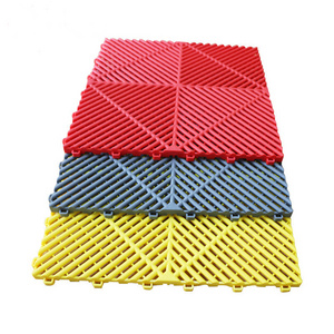 CE 400x400x18mm Anti-Slip PP Interlocking Plastic Garage Floor Tiles Vented and Removable Mats for Car Wash