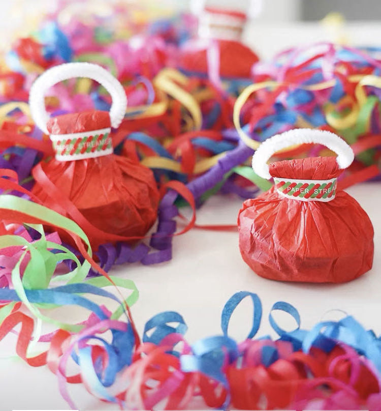 Party popper  handheld throw  Spider Silk Confetti Streamer