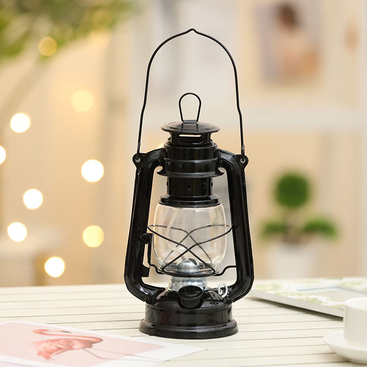 Portable Rechargeable Retro LED Lantern Outdoor Camping Kerosene Lamp with Horse Design for Campsites