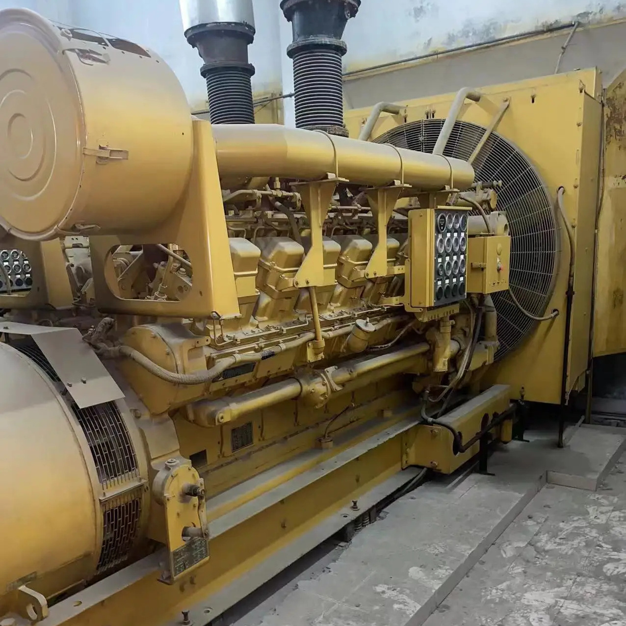 Used Diesel Generator CAT 3516  1400KW for Sale