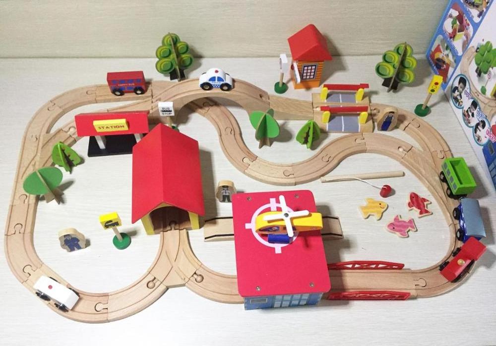 wholesale Children 69pcs blocks Thomas train toys wooden Train Railway set toys for the kids WTS005