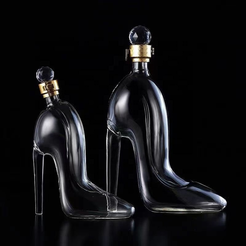 Hot Sale high-heeled shoes shape Transparent borosilicate glass Whisky Decanter