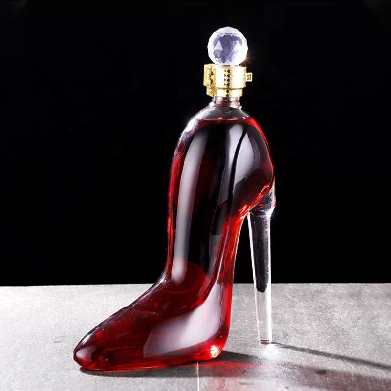 Hot Sale high-heeled shoes shape Transparent borosilicate glass Whisky Decanter