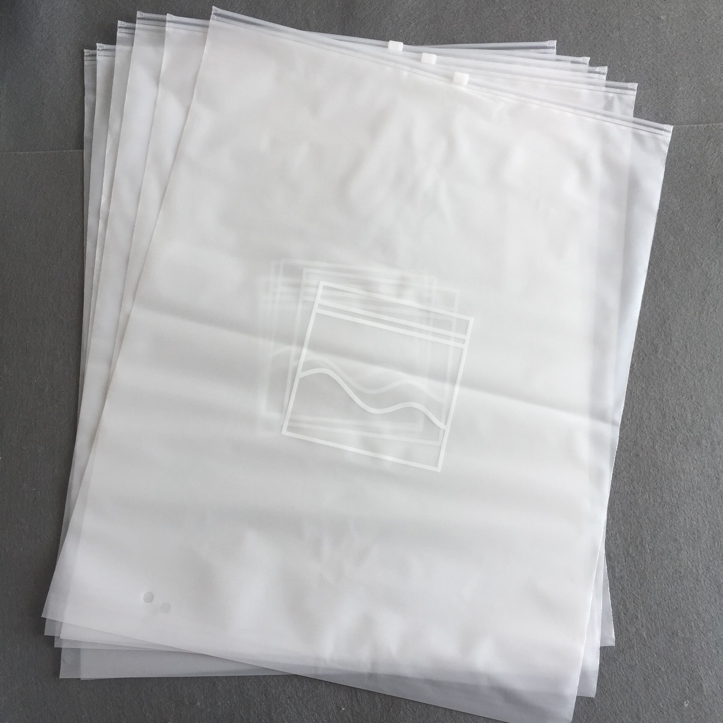 Wholesales Custom 100% biodegradable Hoodie wrap zipper lock bag bikini bar frosted slider bags with logo