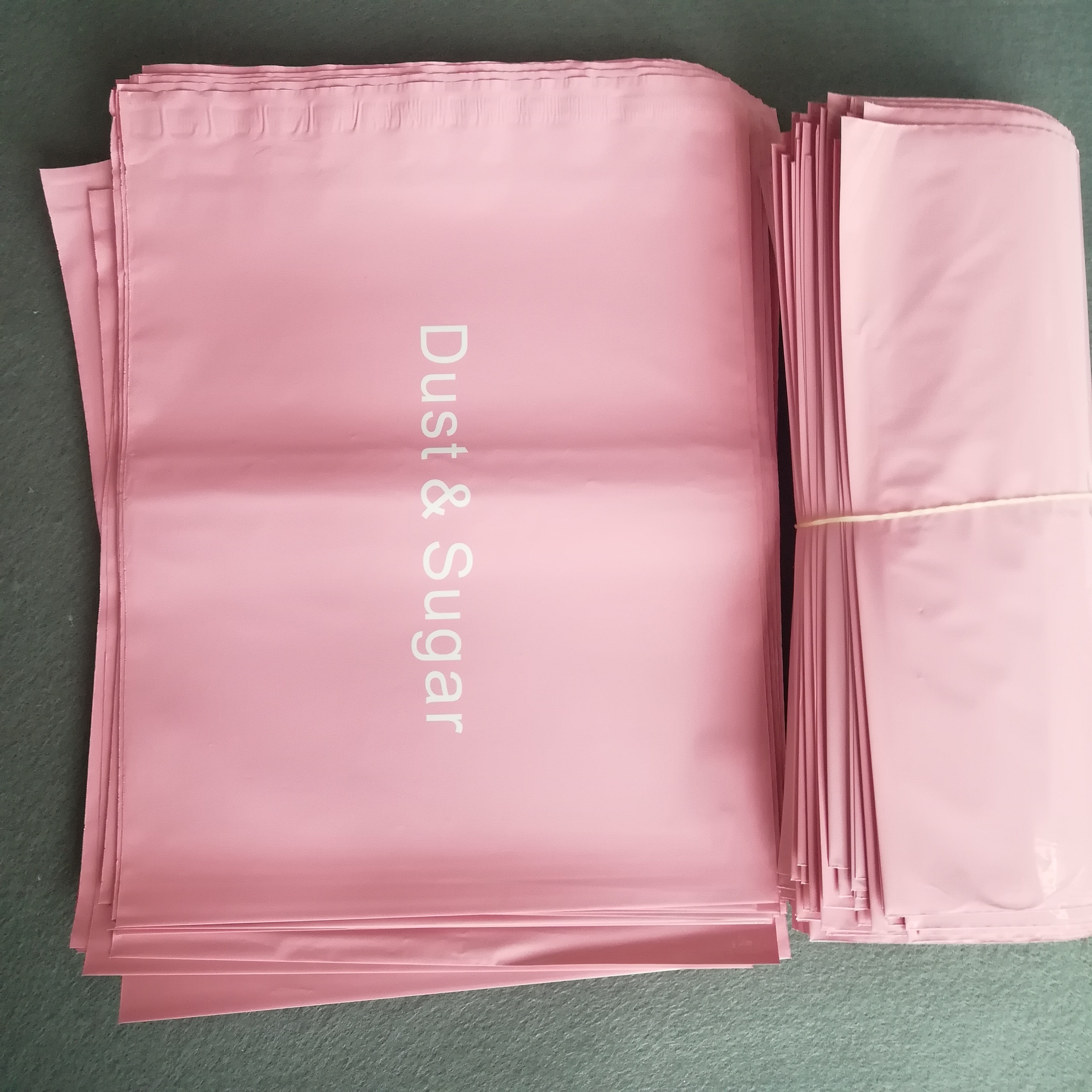 Wholesale Self Adhesive compostable mailing bags coloured polythene biodegradable plastic bag