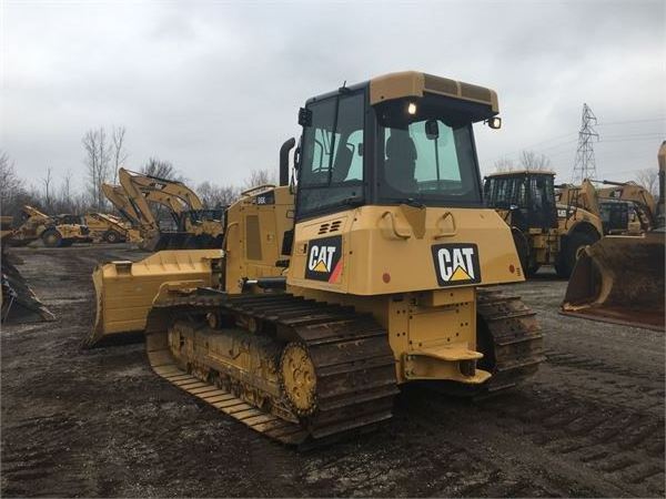 Japan made earth-moving bulldozer Caterpillar D6K dozer, CAT earth-moving bulldozer D6 D6D D6G D6H D6R D6Kcheap dozer in China