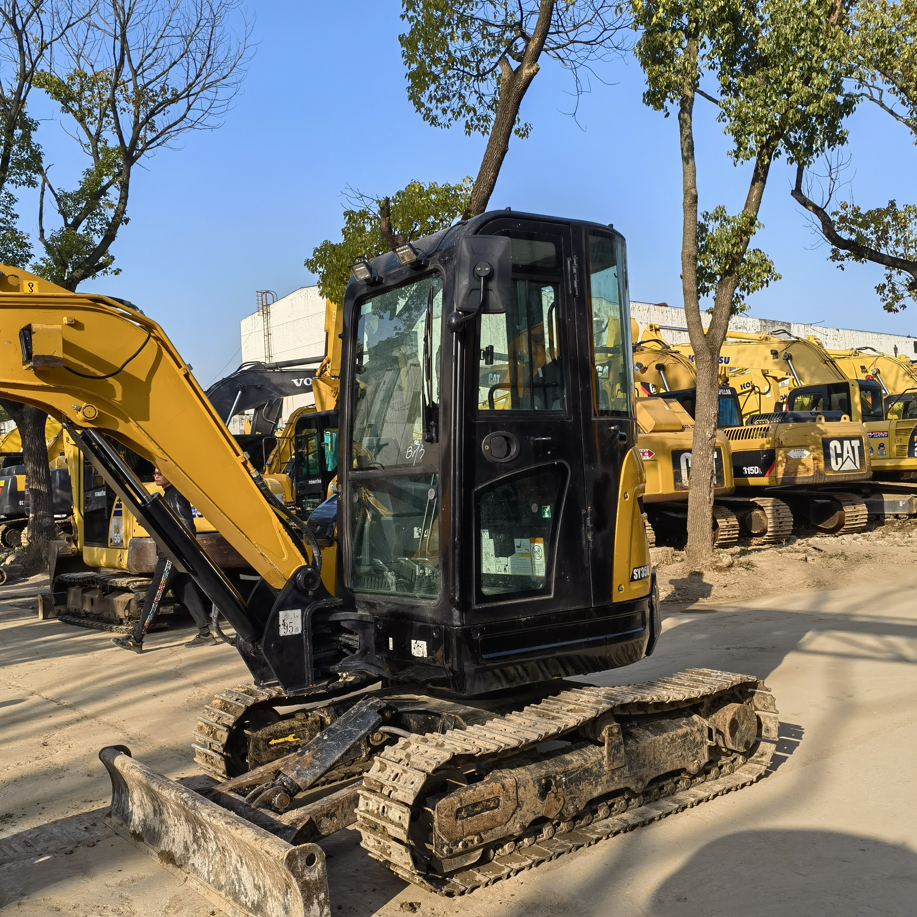 Used Hot sale Mini Excavator Sany 35U Track Crawler Micro Digger Tractor for Sale Good Excavator