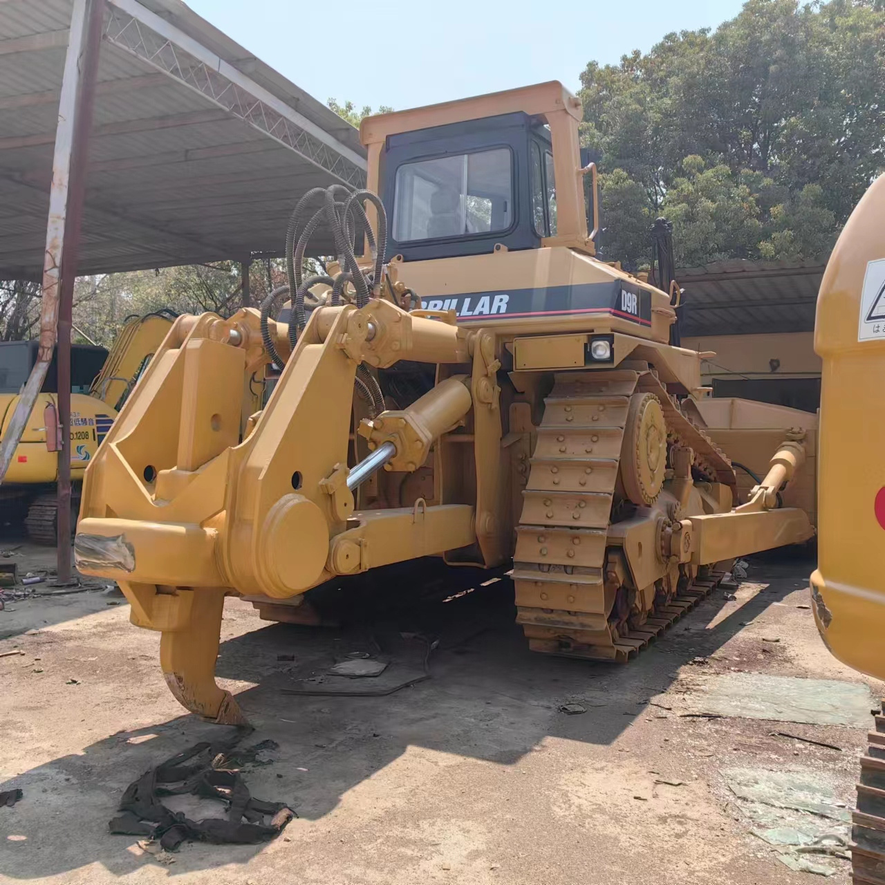 Japan made earth-moving bulldozer Caterpillar D9R dozer, CAT heavy bulldozer D9 cheap dozer in China