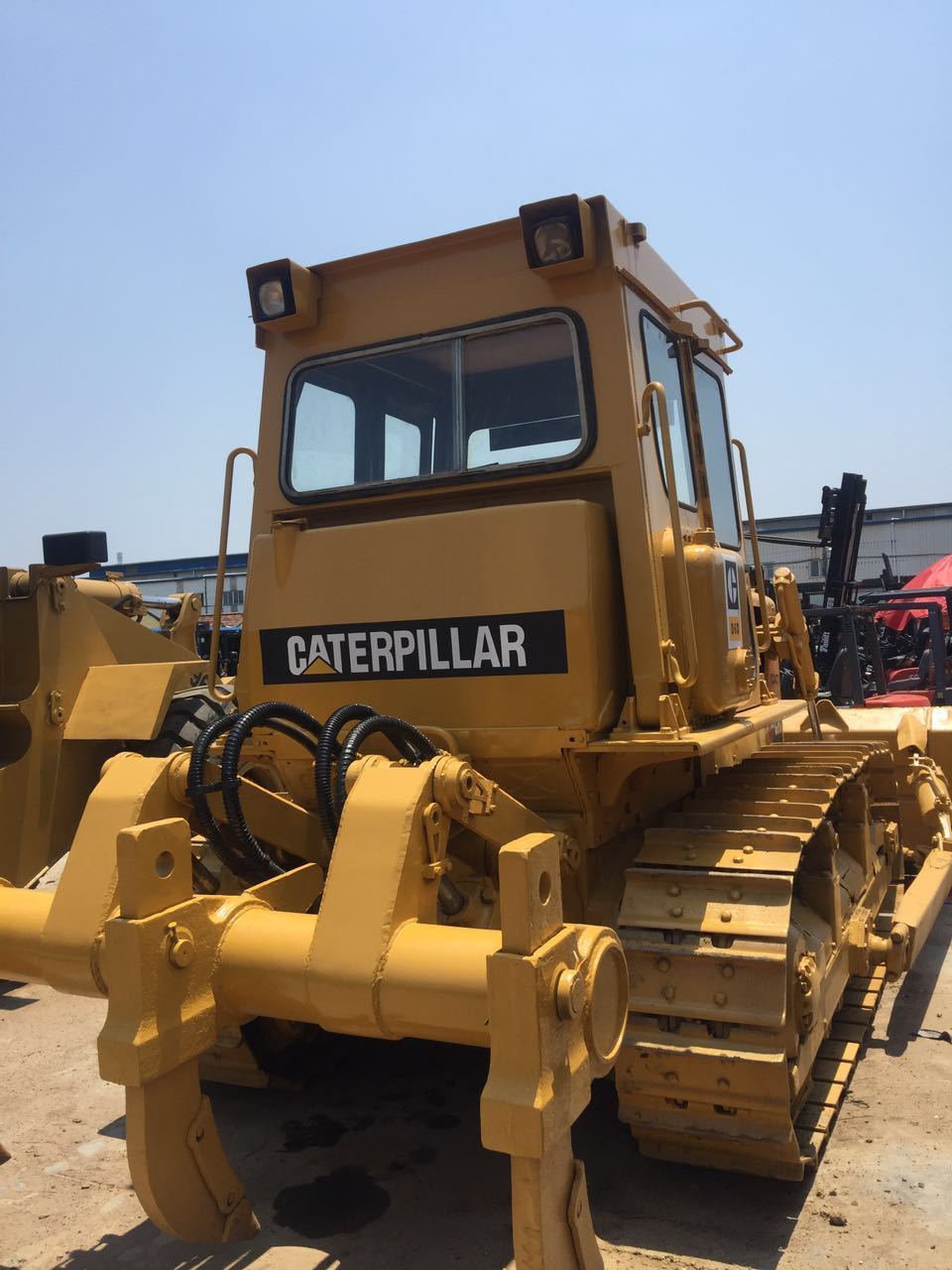 hot selling  japan Caterpillar Bulldozer cat d6d d6r Used Bulldozer cat d6d  for sale in shanghai