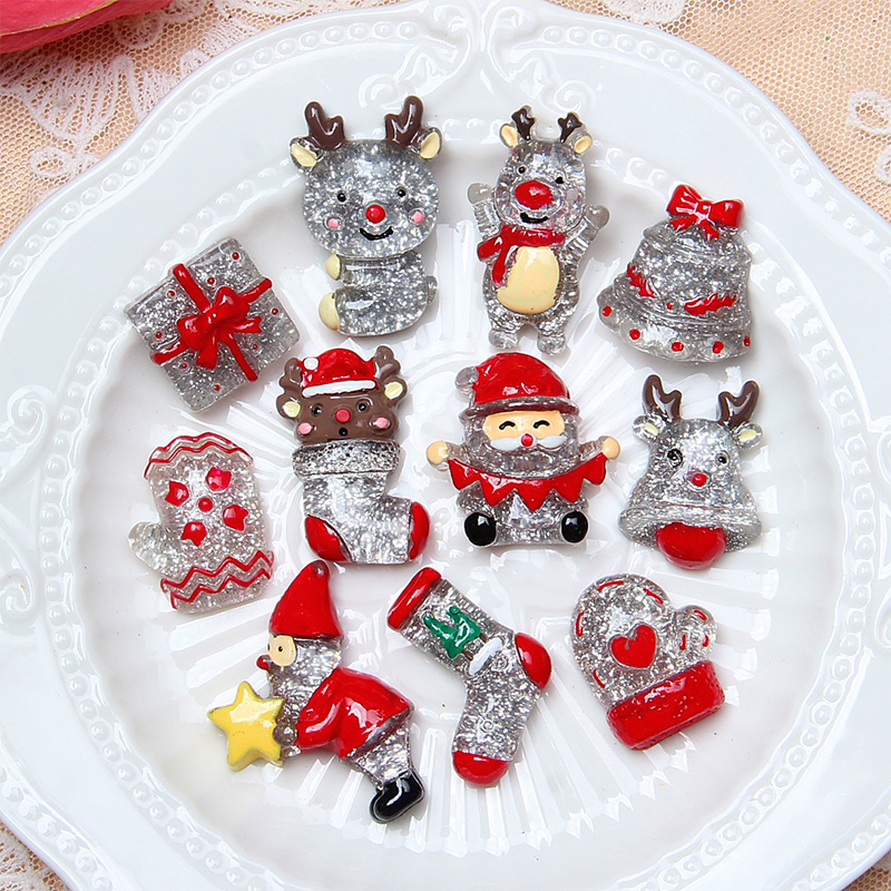 Christmas Miniature Figurines Tiny Mini Resin Fairy Dollhouse Garden Ornaments DIY Kit Christmas Pendant Accessories