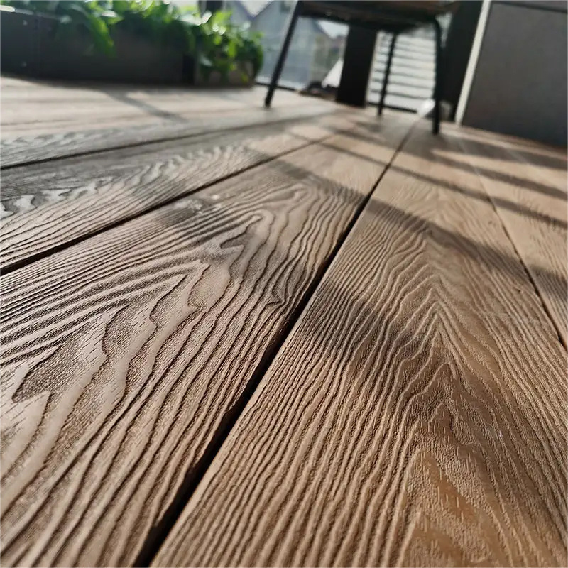 China waterproof wpc extrusion decking wood plastic composite decking