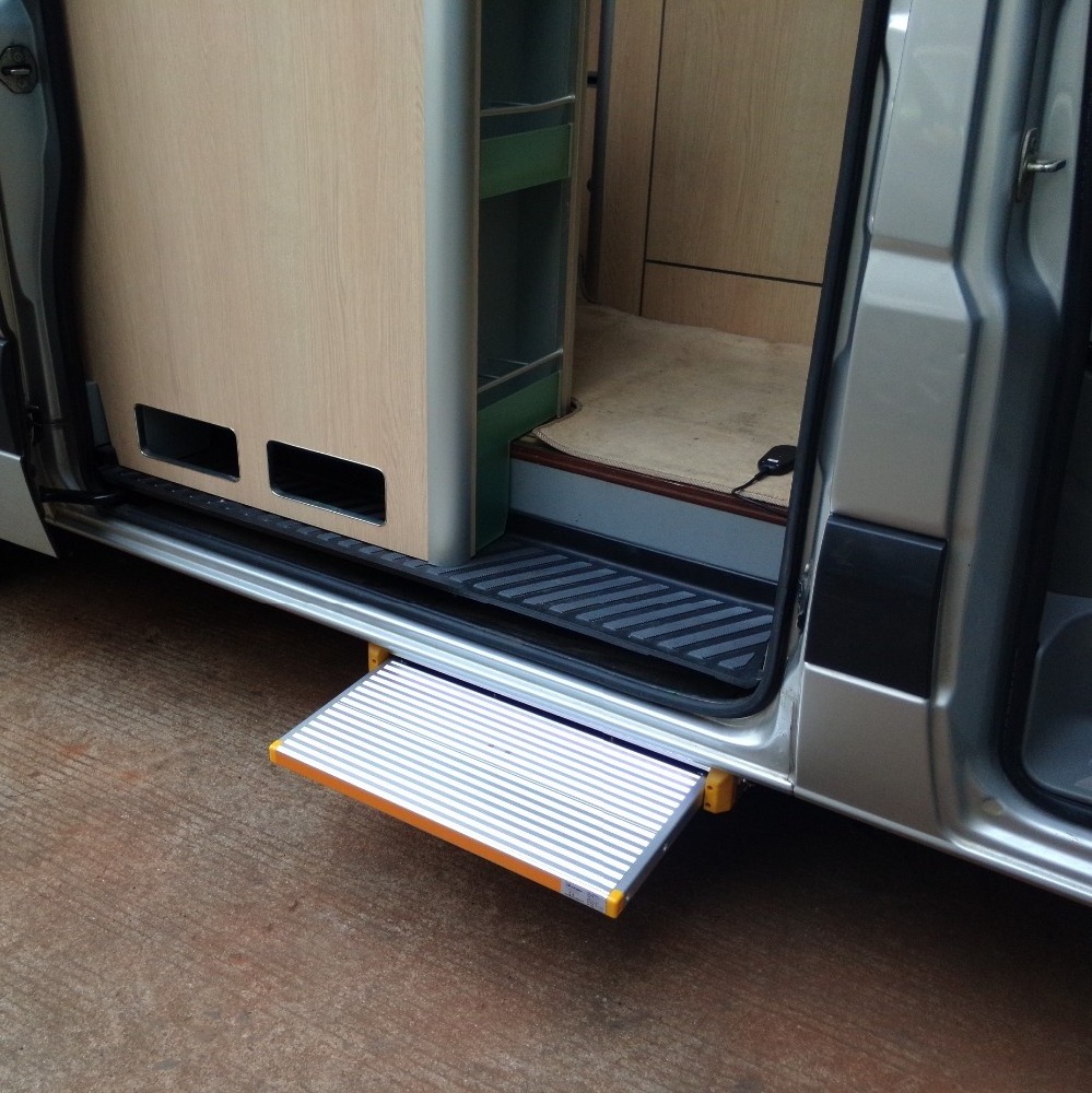 CE Certification Electric Aluminum Van Caravan Motorhome Travel Trailer  Camper RV Sliding Step Entry Door Slide Foot Step