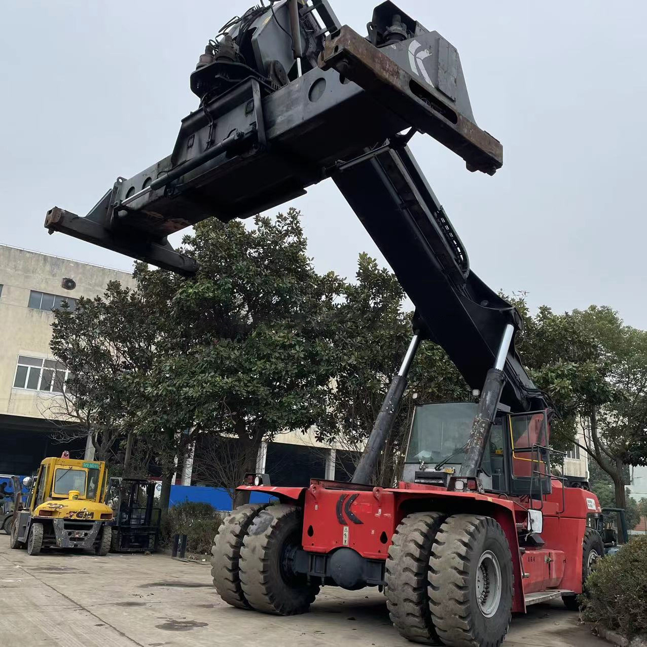 Kalmar DRF450 used reach stacker for sale Second hand original kalmar 45 ton container handler cheap price