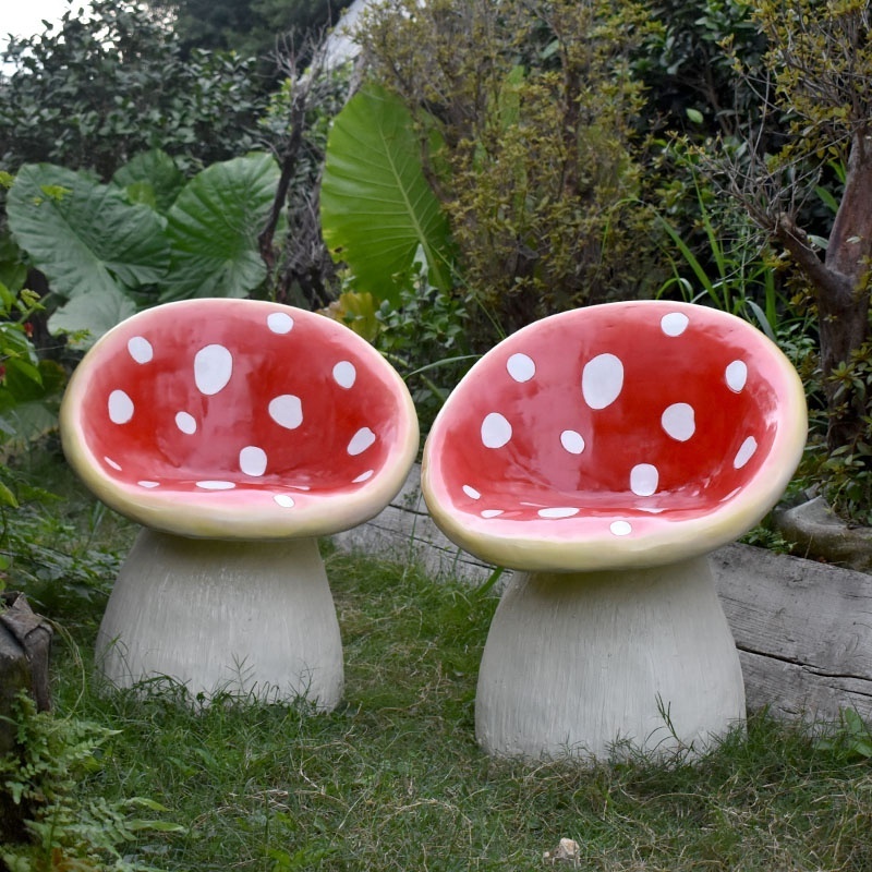 Resin mushroom shape  table & chair for garden decoration