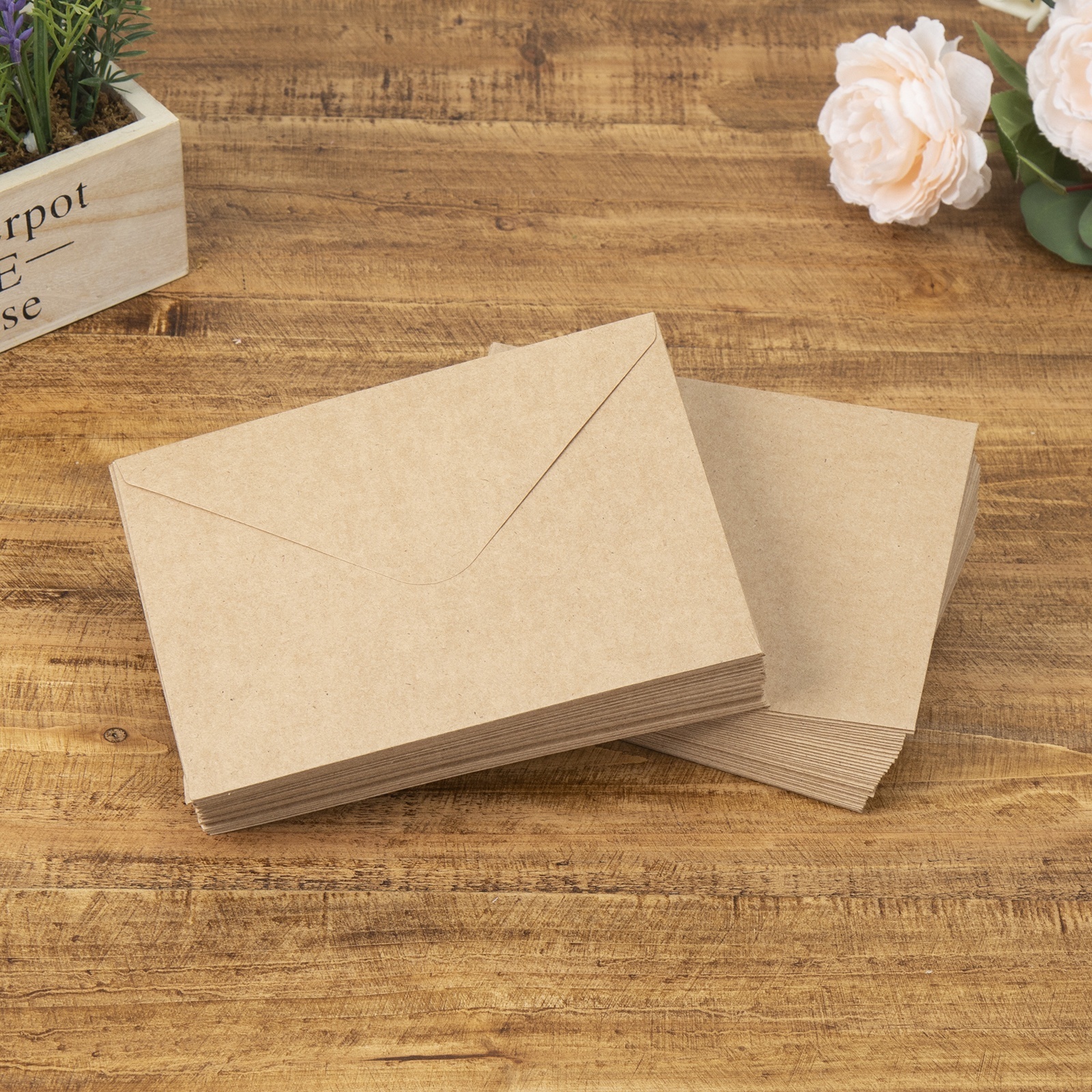 Black Paper Envelopes with Saliva Glue Self-adhesive Triangle Greeting Card Kraft Paper Western-style Small Envelope Packaging