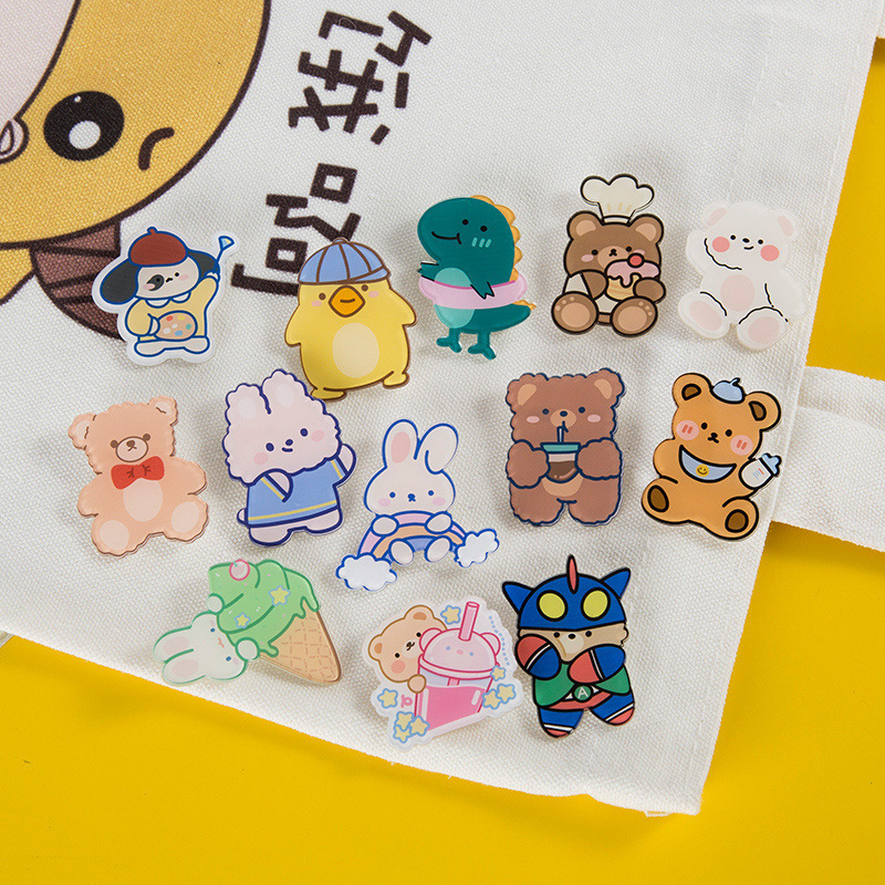 High quality DIY cute cartoon clear lapel decoration brooch plastic custom acrylic pins for bags