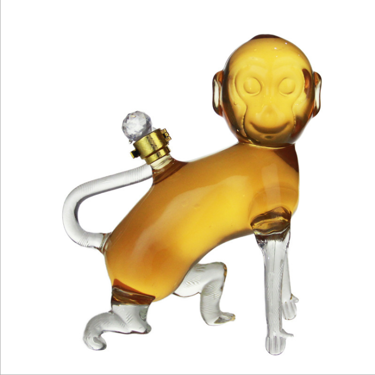 Handmade Borosilicate monkey Shaped Glass Whisky Decanter Animal Shaped Zodiac Glass Bottle