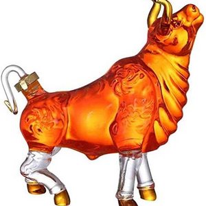 Handmade Borosilicate cow Shaped Glass Whisky Decanter Animal Shaped Zodiac Glass Bottle