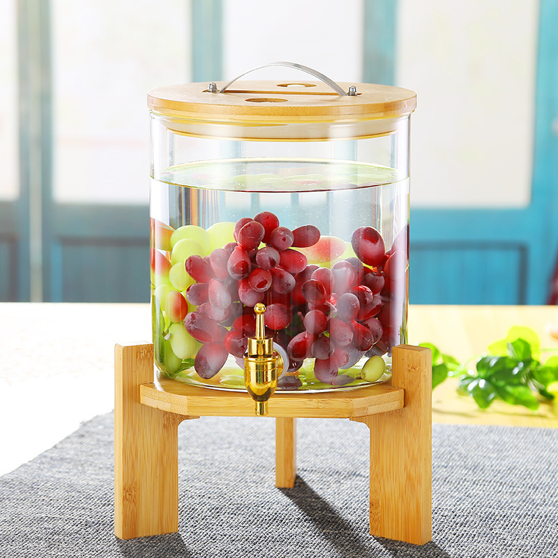 Hot sale borosilicate glass large bamboo lid beverage dispenser