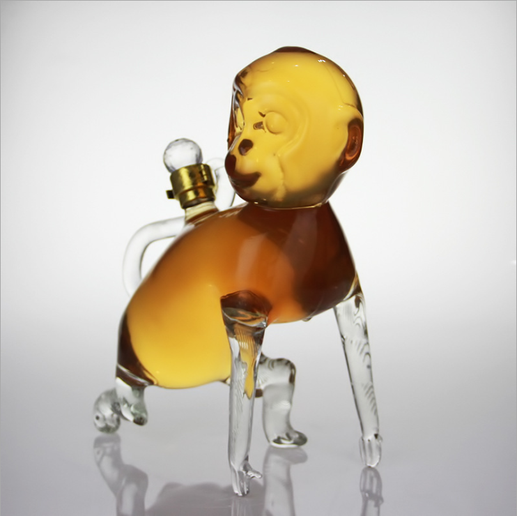 Handmade Borosilicate monkey Shaped Glass Whisky Decanter Animal Shaped Zodiac Glass Bottle