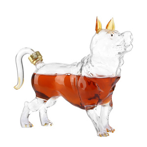 High end Borosilicate Dog Shaped Alcohol Bottle Handblown Glass Animal Wine Bottle Whisky Decanter