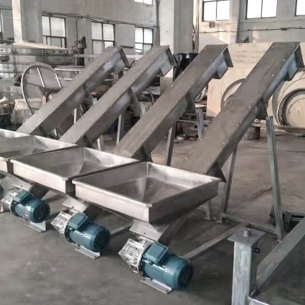 Small spiral auger hopper conveyor used in cement or grain industry