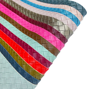 Wholesale 1.2MM Pure Colorful Faux Leather Classic Woven Pattern Fabric for Sewing Bags Sofa Car Seat Cover Materials