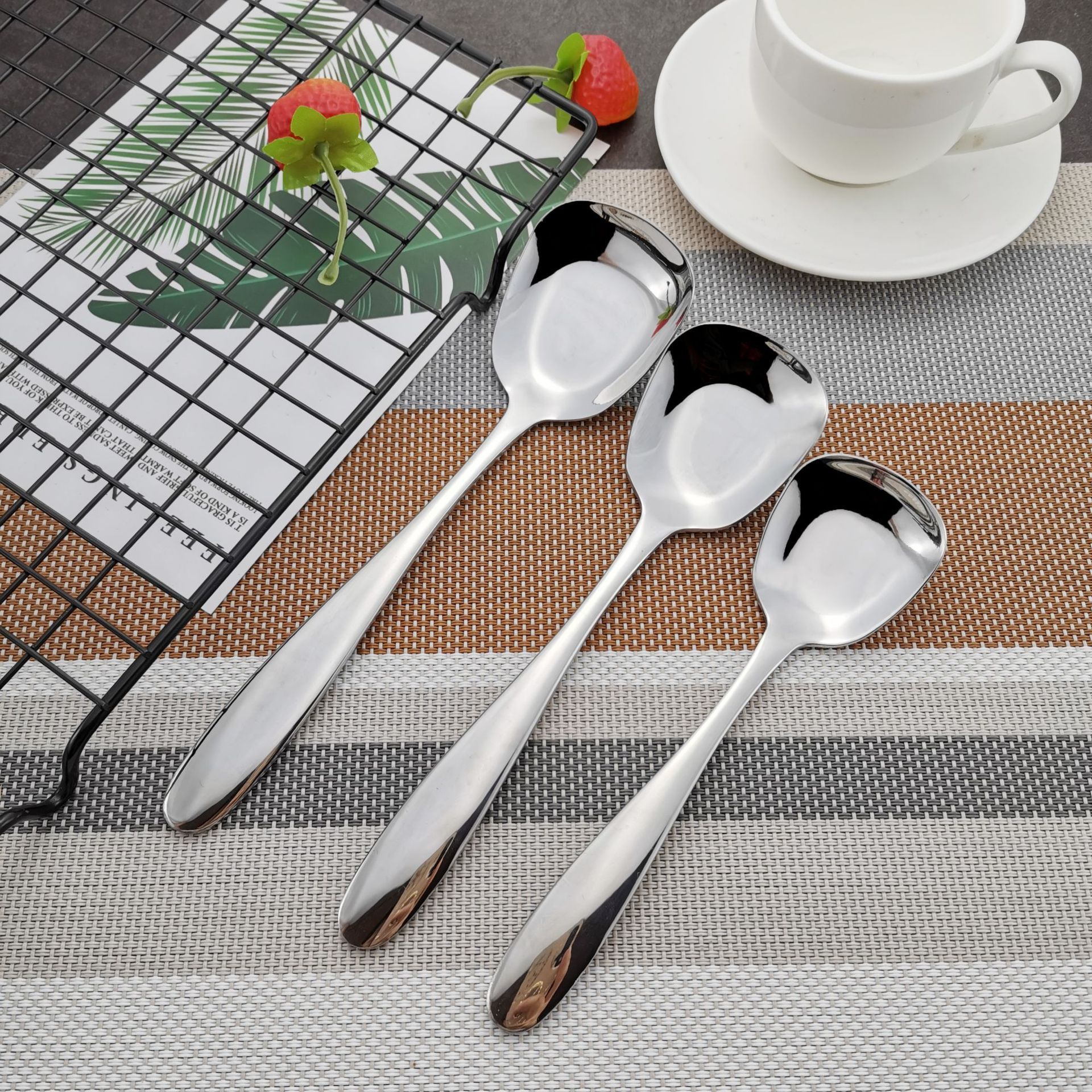 Wholesale creative square flat bottom spoon 304 stainless steel thickened household flatware soup spoon rice spoon