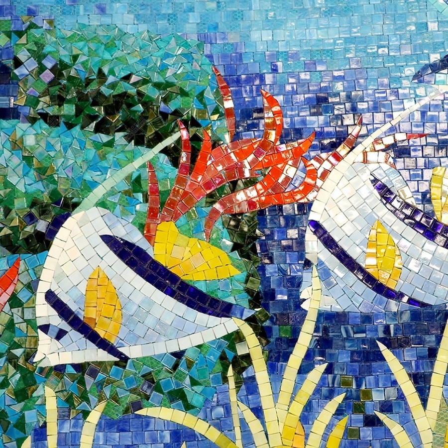 Custom Design Dolphin Fish Pattern Hand-cut Mosaic Art Glass Tile Ocean Mural For Living Room Wall Hotel Bathroom Swimming Pool