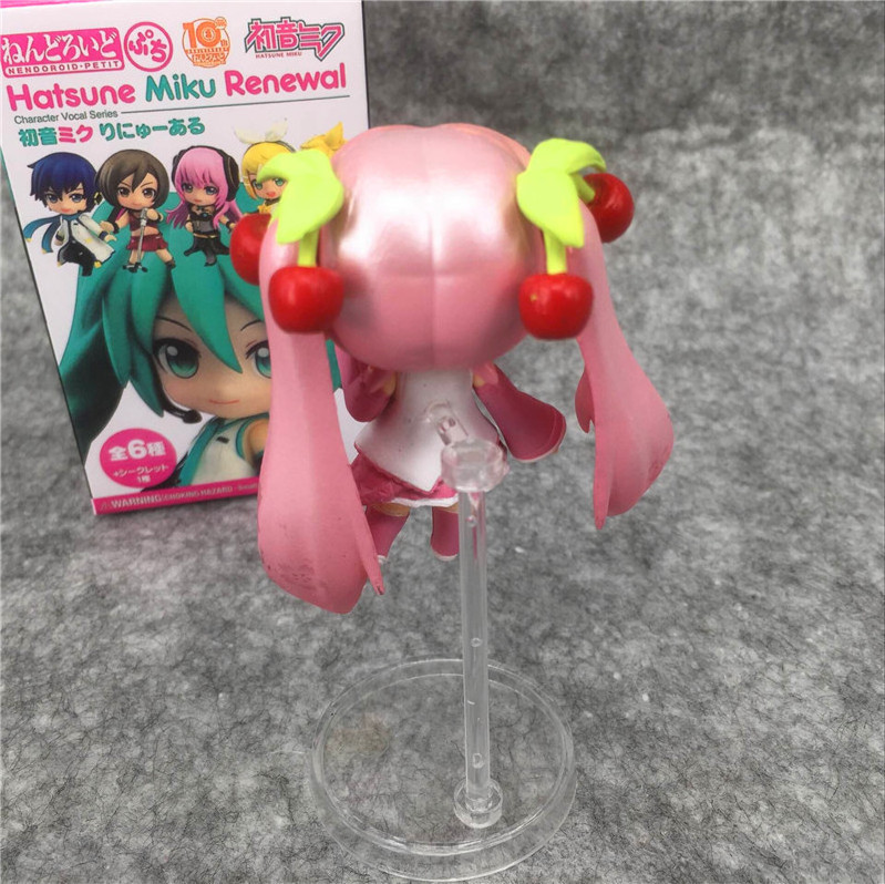 Cheap Wholesale Japan pvc Standing Anime action figure Mystery Hatsune Mi-ku Blind Box for collection