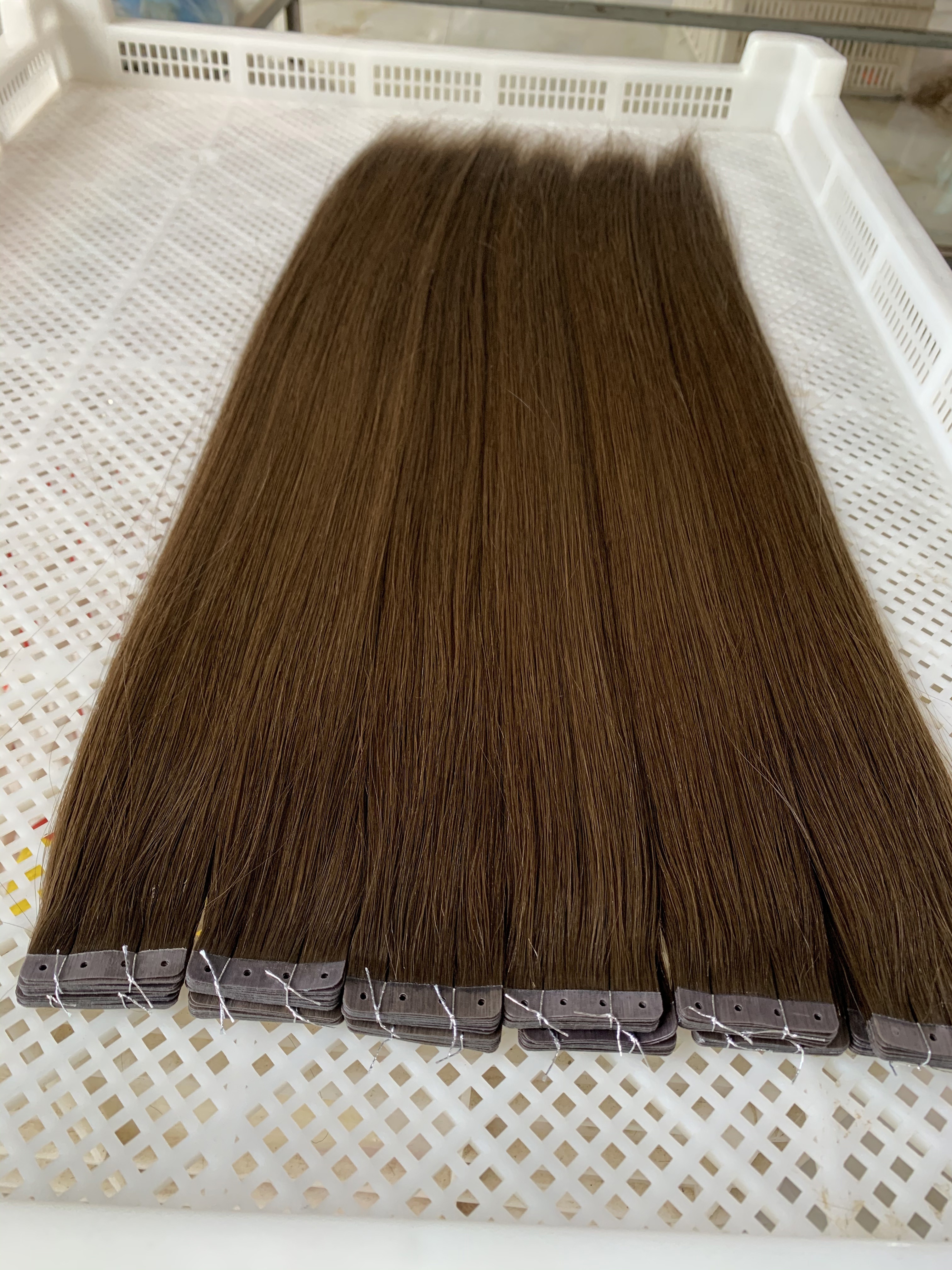 New Style !  Top Quality Hole Punched Tape in human hair extensions Skin Weft Glue less Tape in Russian hair