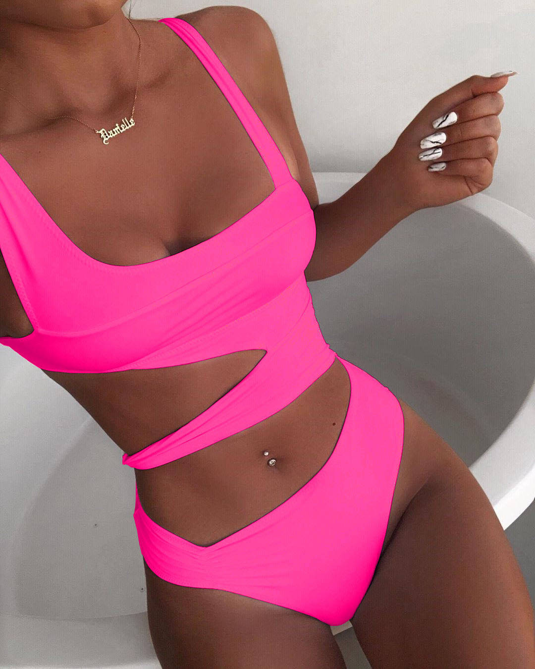 Beach 2022 Designer Custom Logo Solid Color One Piece Swimwear Solid Color One Piece Bikini Set Women Hollow Swimsuit