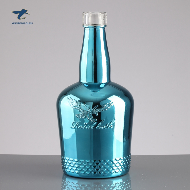 Exquisite Embossed Spray Paint 750Ml Blue Whiskey Glass Bottle