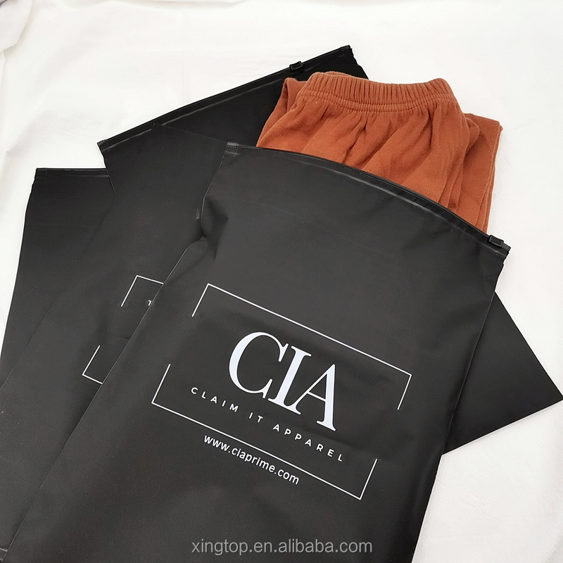 Matte black poly mailer zipper lock frosted plastic packing zipper garment packaging bag custom print for clothes eva with logo