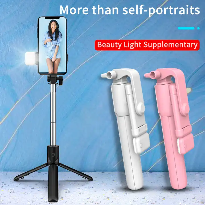 New Selfie Stick R1S With Fill Light 360 Degree Rotation Wireless Control Portable Handheld Selfie Stick Tripod With Phone Stand