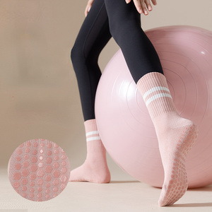 Custom Ins Pilates Socks Non-slip Yoga Socks women Cotton Grip Wholesale Ladies Medium Tube Pile Pile Thick Solid Terry Socks