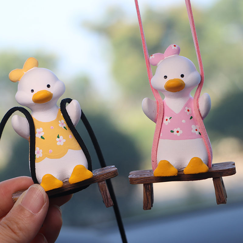 Wholesale Pink Yellow Swing Duck Pendant Resin Cute Mini Swing Duck Car Hanging Ornaments