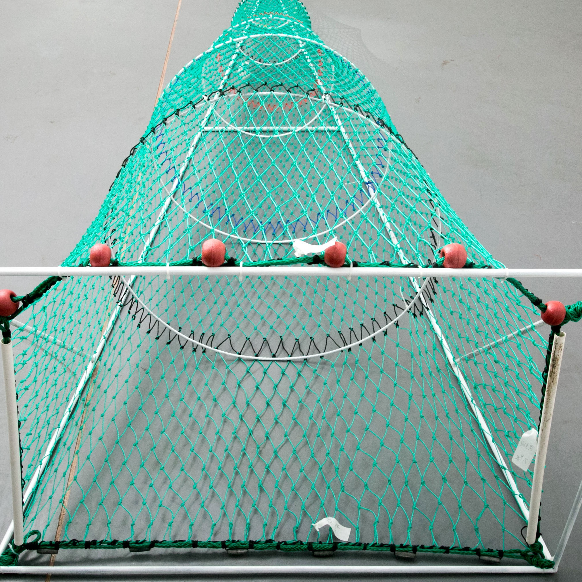 HDPE large trawl net big head small tail net fishing equipment trawl net