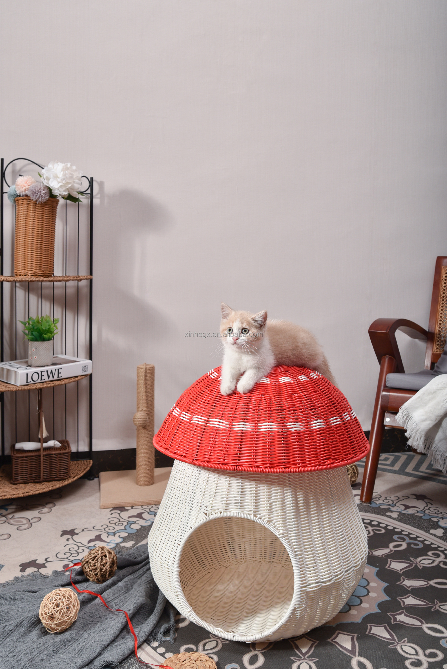 XH Plastic Rattan Resin Wicker Woven Mushrooms Cat Dog Bed Kennel house with mattress Small Pet Animals Bed Nest Mini House Pet