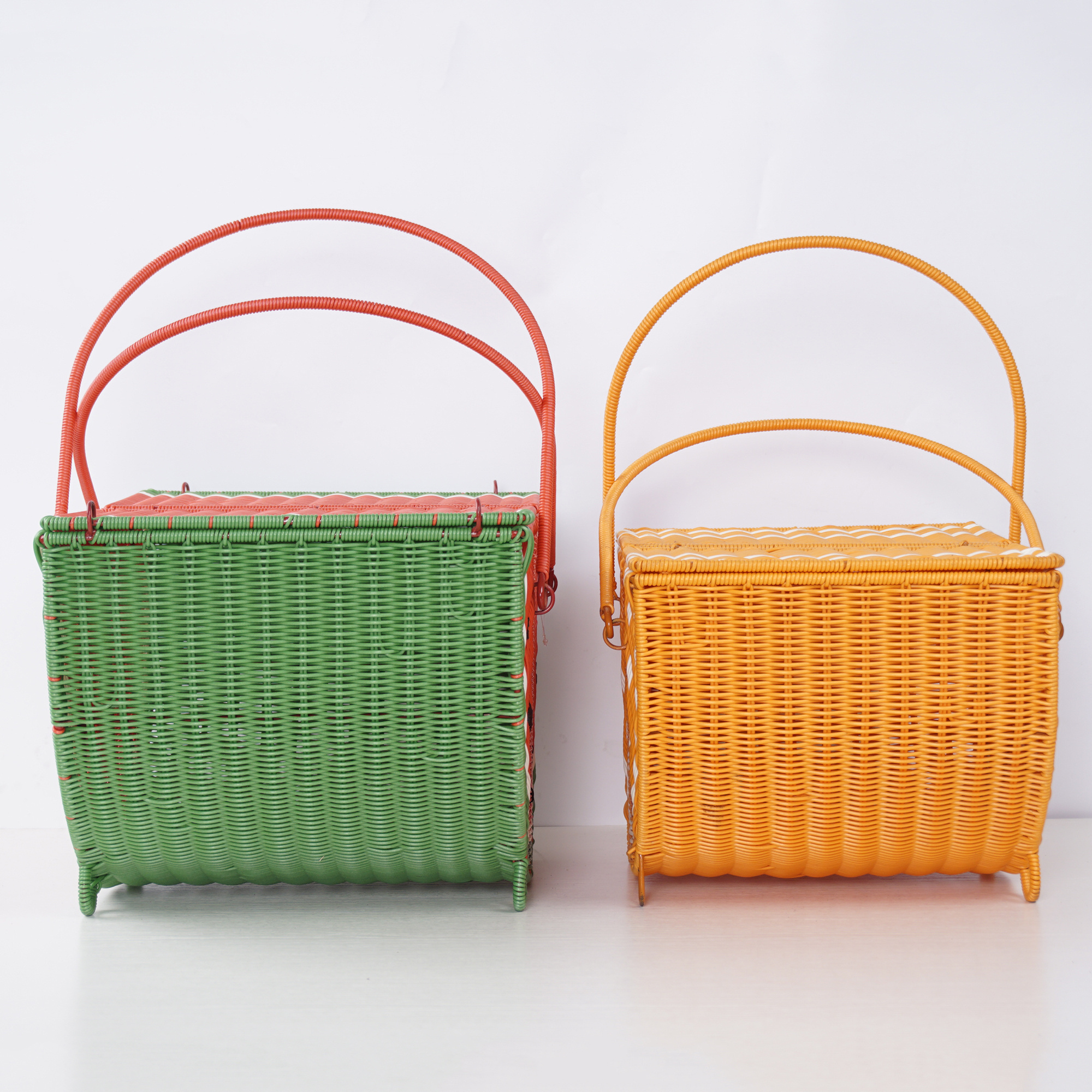 XH Wholesale Portable Large Size Rectangle Watermelon with Swing Handle and lid handmade Resin Wicker rattan woven Picnic Basket